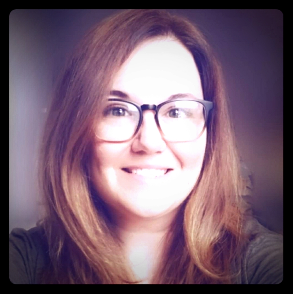Meet your Posher, Holly